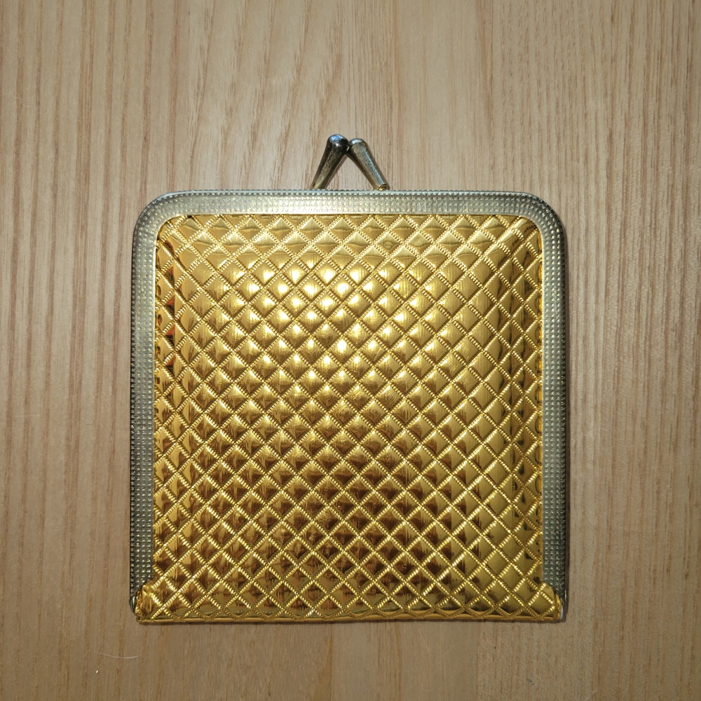 Gold Quilted Vintage Travel Nail Care Kit‎